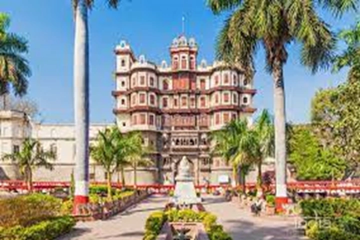 Enchanting MP Heritage Tour@Globalduniya