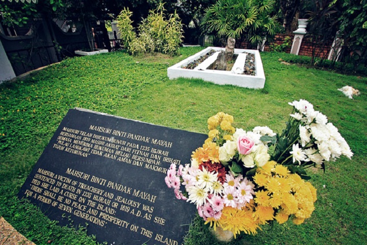 Mahsuri Tomb@Globalduniya